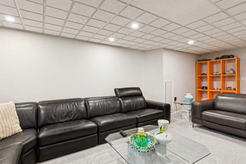 223 Pump Hill Crescent, Calgary, AB 