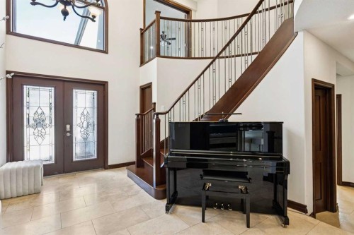223 Pump Hill Crescent, Calgary, AB 