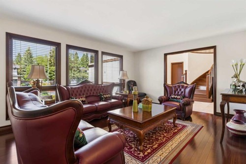 223 Pump Hill Crescent, Calgary, AB 