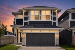 23 Red Sky Manor  Calgary, AB T3N 1N3