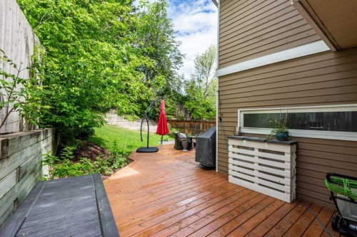 11 Stradwick Place Sw, Calgary, AB 