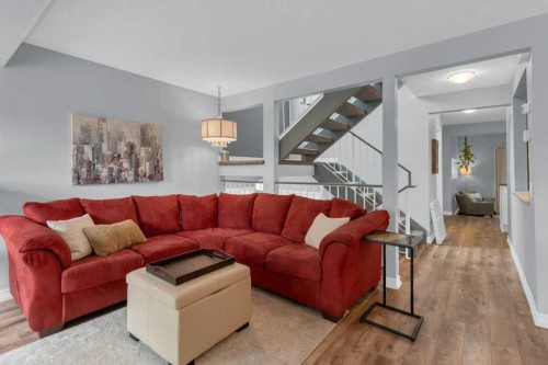 11 Stradwick Place Sw, Calgary, AB 