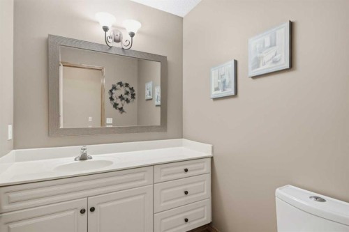 69 Chaparral Villas Se, Calgary, AB - Indoor Photo Showing Bathroom