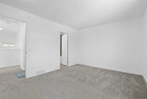 6509 68 Street Ne, Calgary, AB 