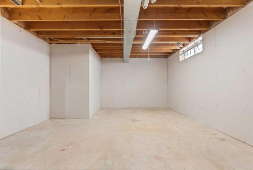 6509 68 Street Ne, Calgary, AB 