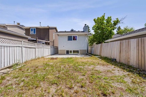 6509 68 Street Ne, Calgary, AB 
