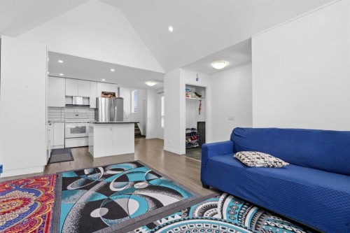 6509 68 Street Ne, Calgary, AB 