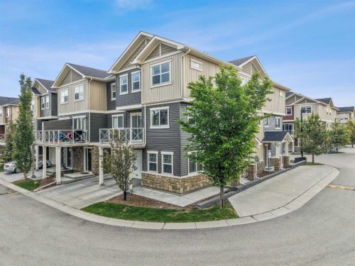 905 Skyview Ranch Grove Ne, Calgary, AB 