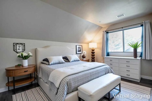 294 Southampton Drive Sw, Calgary, AB - Indoor Photo Showing Bedroom