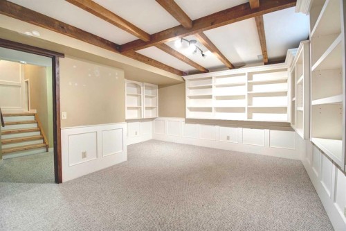 294 Southampton Drive Sw, Calgary, AB - Indoor Photo Showing Other Room