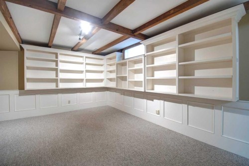 294 Southampton Drive Sw, Calgary, AB - Indoor Photo Showing Other Room