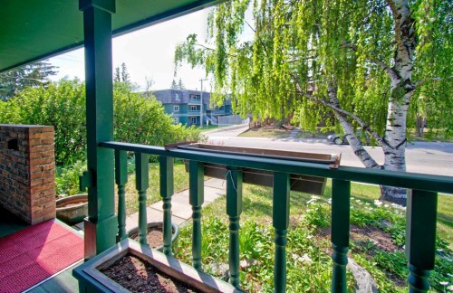 294 Southampton Drive Sw, Calgary, AB - Outdoor