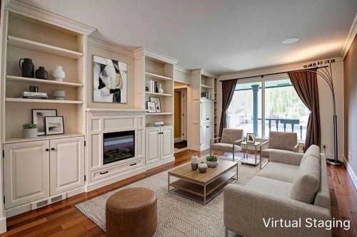 294 Southampton Drive Sw, Calgary, AB - Indoor Photo Showing Living Room With Fireplace