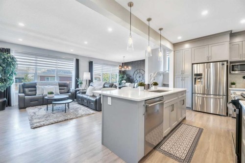 19 Crestbrook Link Sw, Calgary, AB 