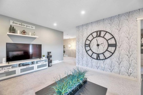 19 Crestbrook Link Sw, Calgary, AB 