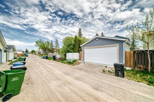 7 Martinview Crescent Ne, Calgary, AB 