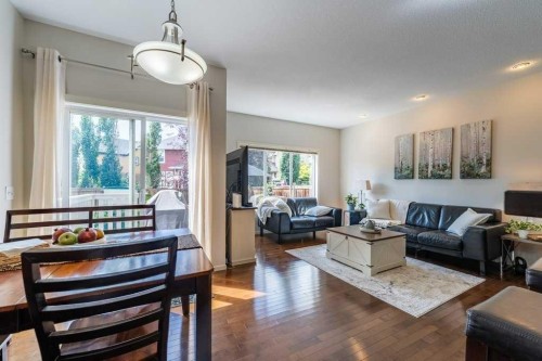 13 Mahogany Terrace Se, Calgary, AB - Indoor Photo Showing Living Room