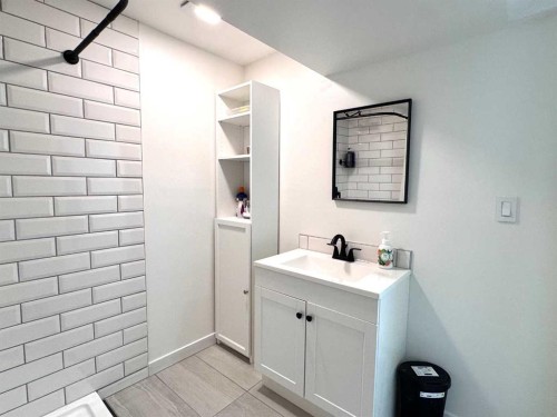 309 Olympia Drive Se, Calgary, AB 