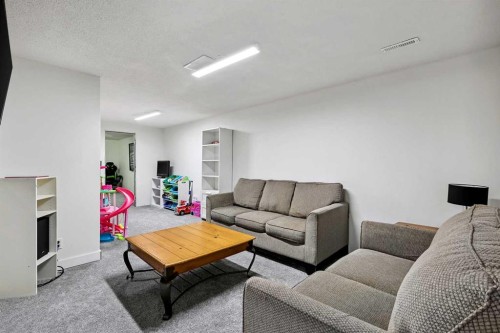 309 Olympia Drive Se, Calgary, AB 