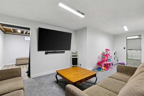 309 Olympia Drive Se, Calgary, AB 