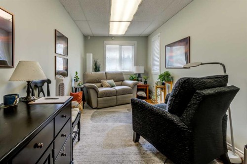 6417 112 Avenue, Edmonton, AB 