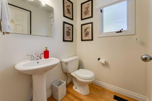 2826 1 Avenue Nw, Calgary, AB 