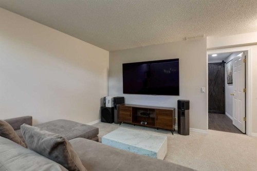 2826 1 Avenue Nw, Calgary, AB 