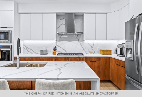 1-826 7Th Street, Canmore, AB - Indoor Photo Showing Kitchen