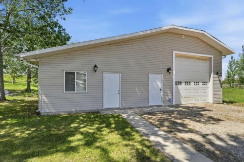 245249 Range Road 31A, Rural Rocky View County, AB - Outdoor