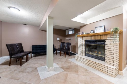 2 Eldorado Road Se, Airdrie, AB 