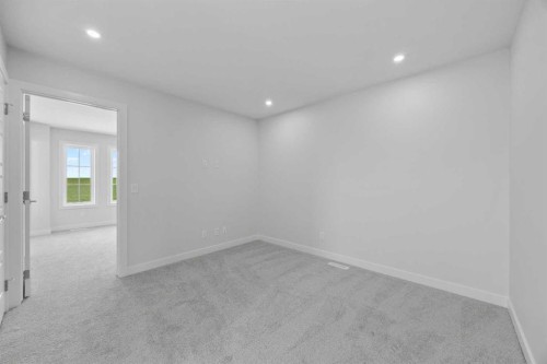 2112 152 Avenue Nw, Calgary, AB - Indoor Photo Showing Other Room