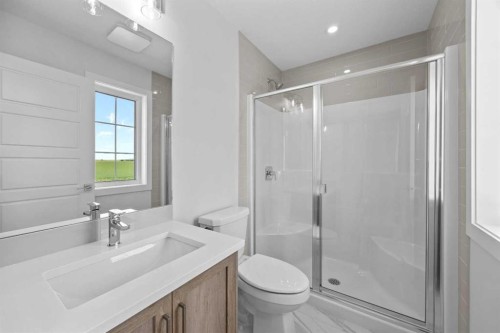 2112 152 Avenue Nw, Calgary, AB - Indoor Photo Showing Bathroom