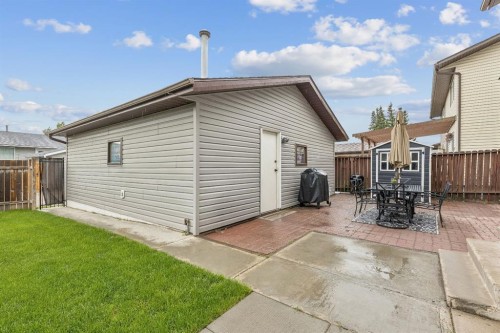 2129 Summerfield Boulevard Se, Airdrie, AB 