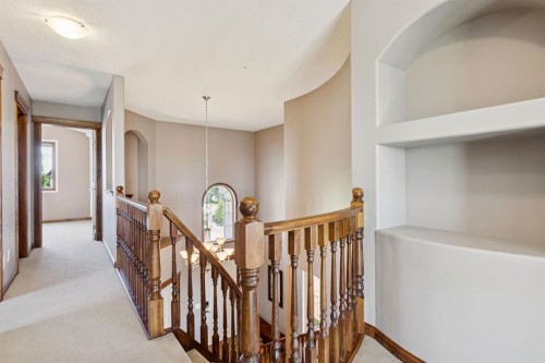 35 Tremblant Point Sw, Calgary, AB 
