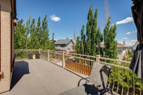 35 Tremblant Point Sw, Calgary, AB 