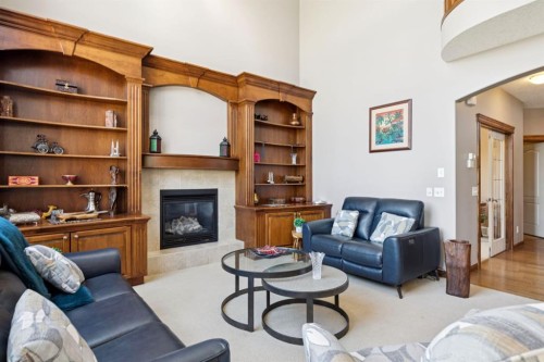 35 Tremblant Point Sw, Calgary, AB 