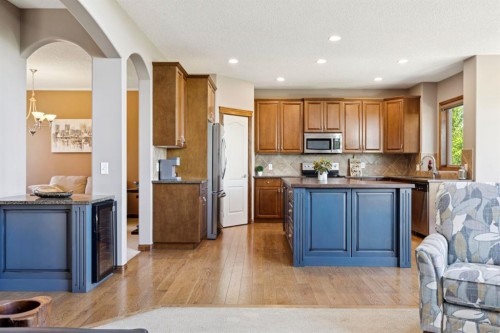 35 Tremblant Point Sw, Calgary, AB 