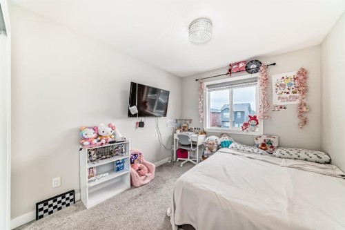 226 Chelsea Heath, Chestermere, AB 