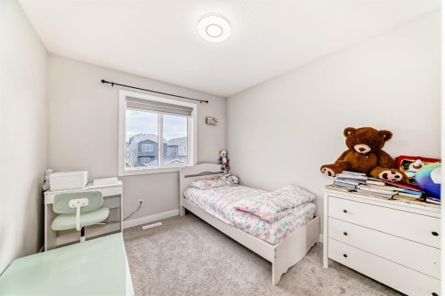 226 Chelsea Heath, Chestermere, AB 