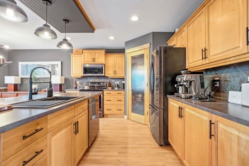 670 Chaparral Drive Se, Calgary, AB 