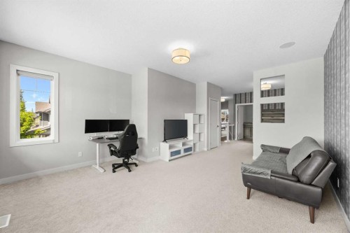 338 Shawnee Boulevard Sw, Calgary, AB 