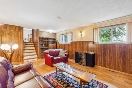 5036 Vallance Crescent Nw, Calgary, AB 