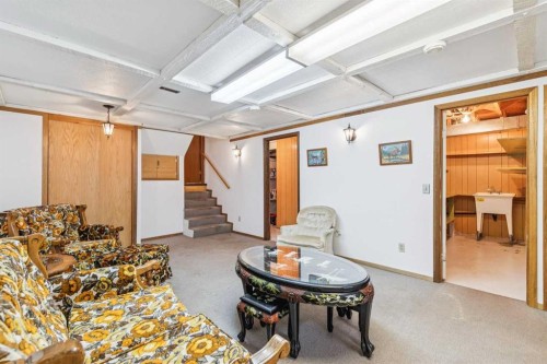 5036 Vallance Crescent Nw, Calgary, AB 