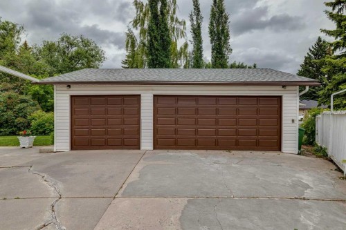 5036 Vallance Crescent Nw, Calgary, AB 