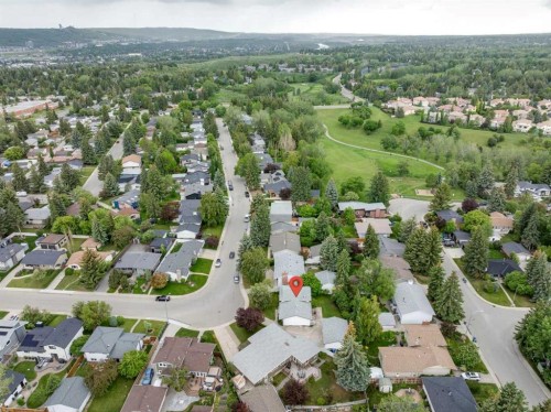 5036 Vallance Crescent Nw, Calgary, AB 