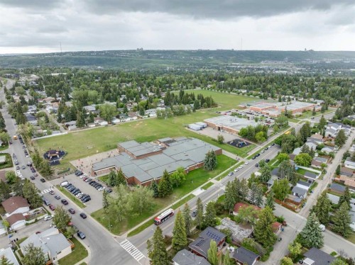 5036 Vallance Crescent Nw, Calgary, AB 