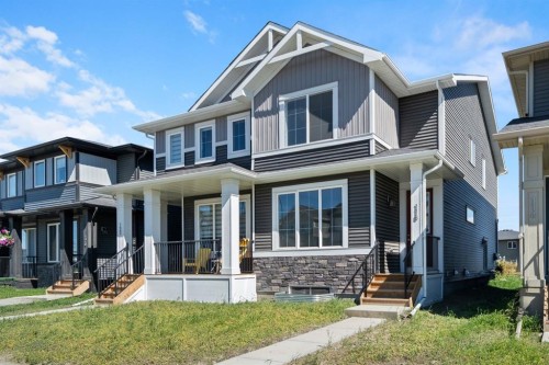 118 Sora Gardens Se, Calgary, AB 