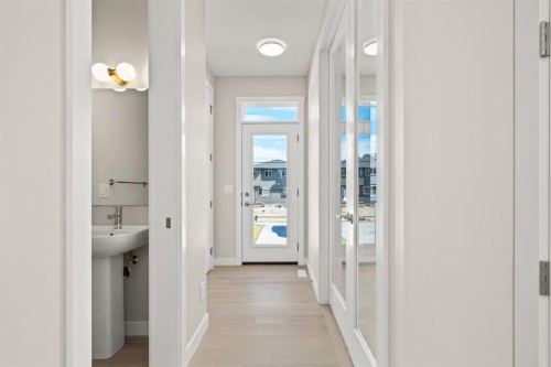 118 Sora Gardens Se, Calgary, AB 