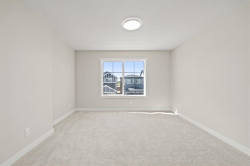 118 Sora Gardens Se, Calgary, AB 