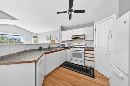 391 Country Hills Place Nw, Calgary, AB 